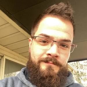 Meet your Posher, Casey